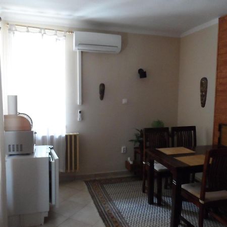 Almagyar Vendeghaz Hotel Eger Bagian luar foto