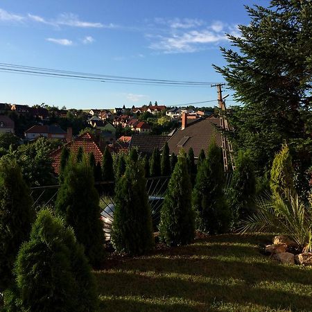 Almagyar Vendeghaz Hotel Eger Bagian luar foto