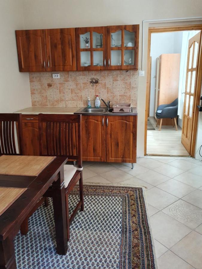 Almagyar Vendeghaz Hotel Eger Ruang foto