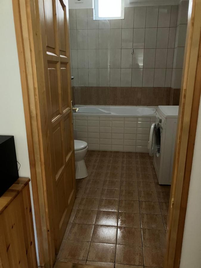 Almagyar Vendeghaz Hotel Eger Bagian luar foto